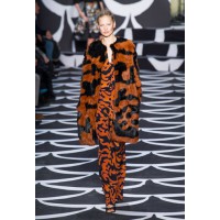 Diane Von Furstenberg, NYFW A/W 2014. Source: Alessandro Luciono/ Imaxtree via Elle. http://www.elle.com/runway/ready-to-wear/fall-2014-rtw/diane-von-furstenberg/collection/#slide-24